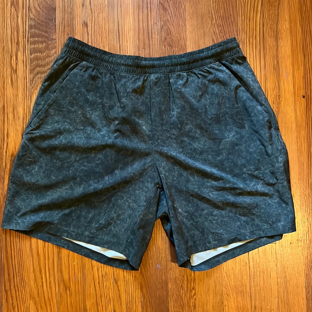 Lululemon Pace Breaker Linerless Green Sage Marble Large